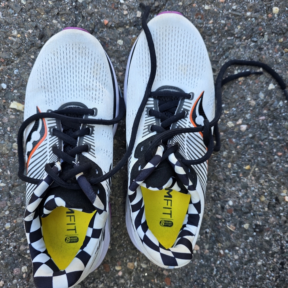 Saucony White and Black Sneakers with Orange Detail